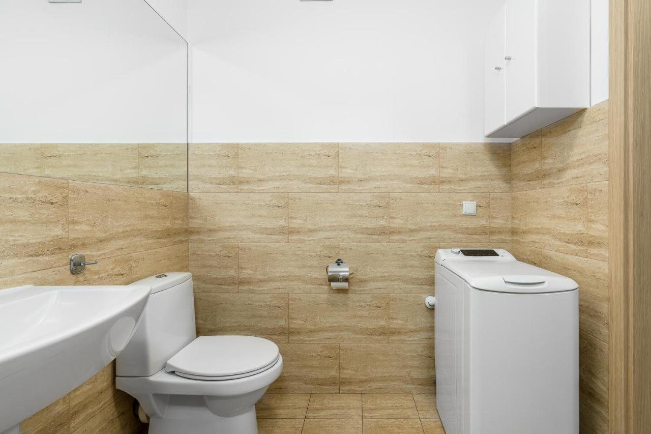 Sleepway Apartments - Garbary 95-78 Poznan Exterior photo